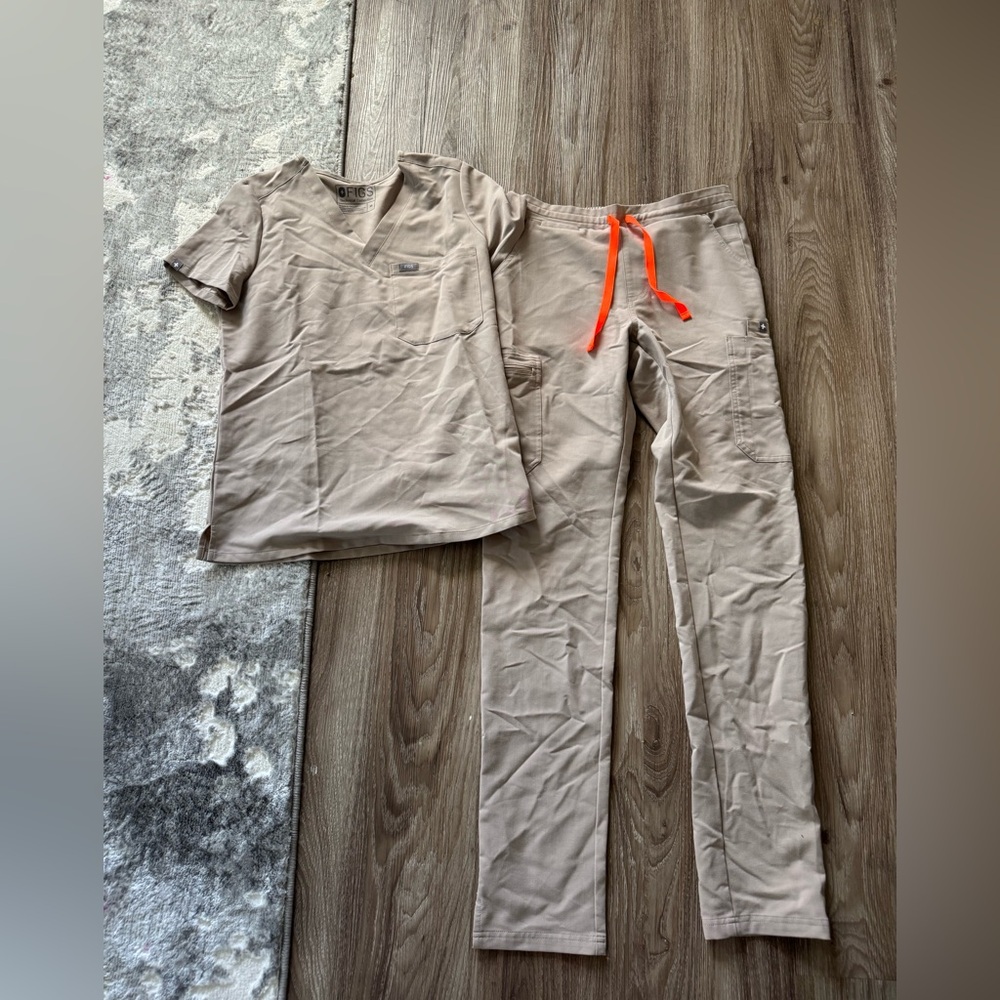 Figs Tan Scrub Top and Bottom SET